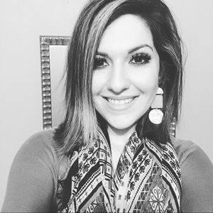 Meet your Posher, Lucy